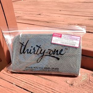 ThirtyOne All About the Benjamin's Charcoal Snake